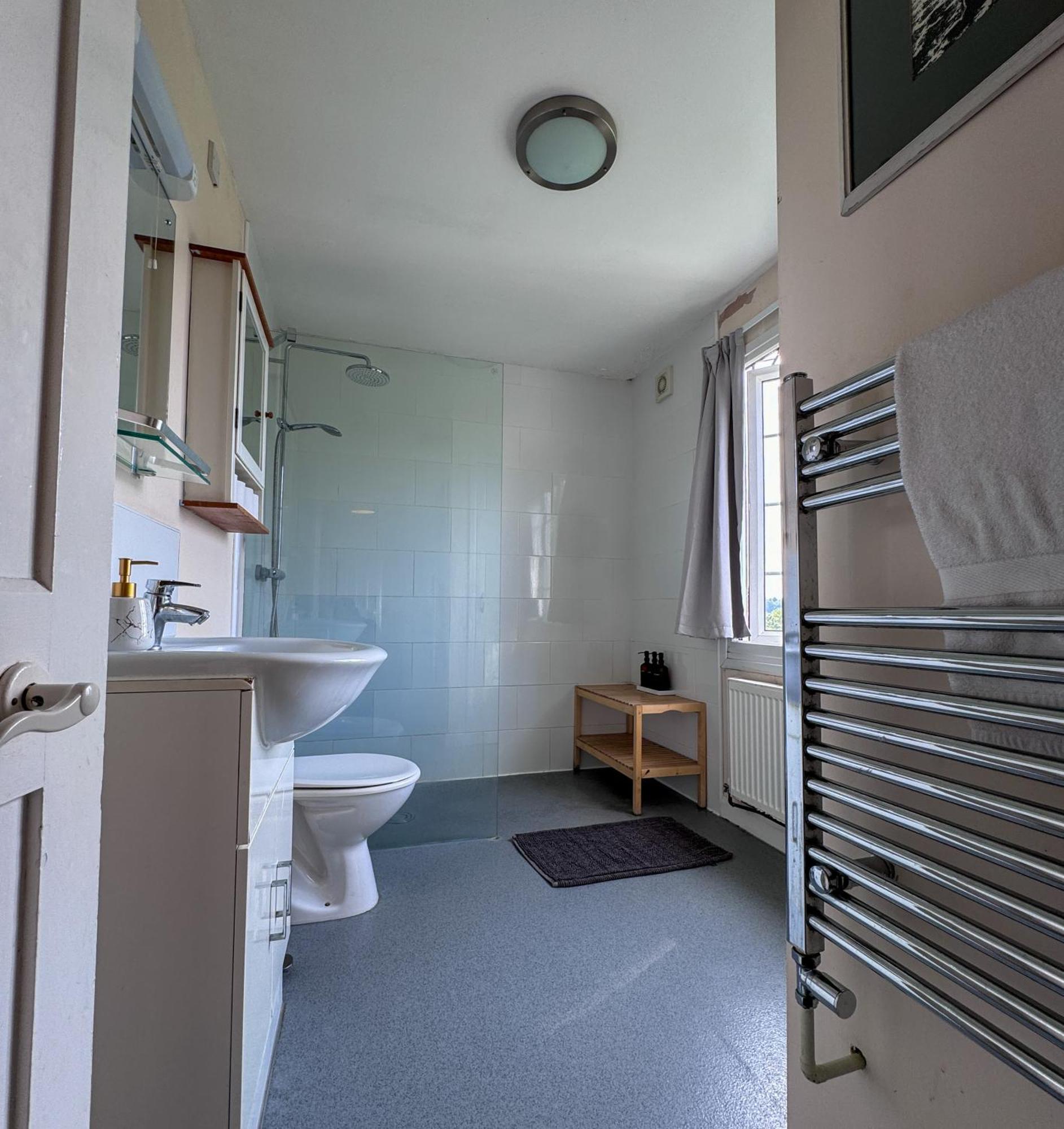 Spacious Home In Bath, Nature And City! Eksteriør bilde